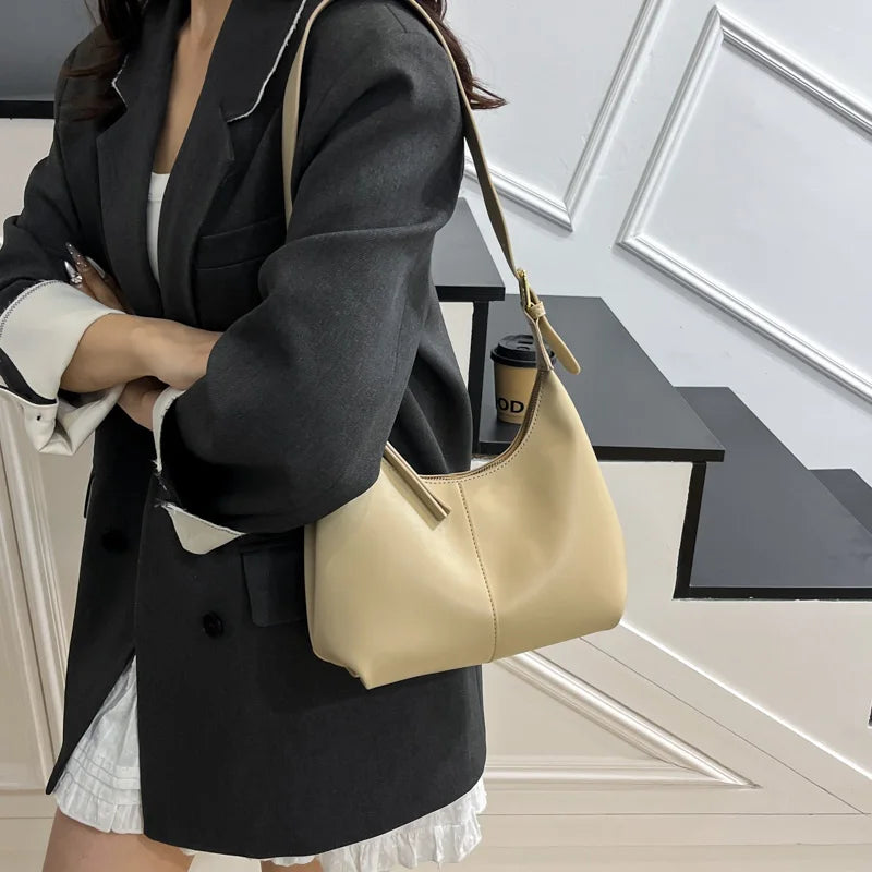 Amara Retro Shoulder Bag