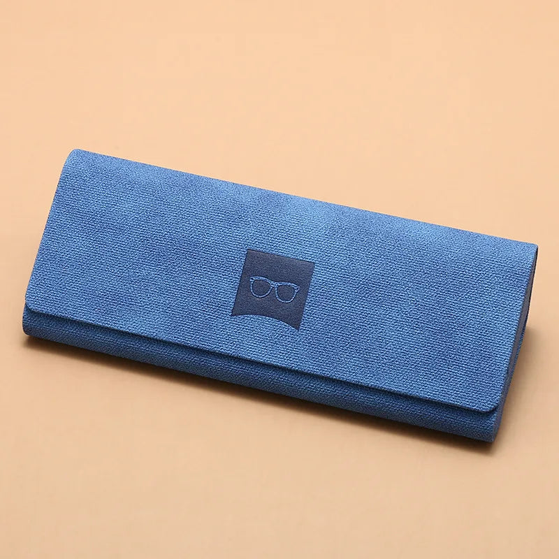 Rhett Triangle Glasses Case