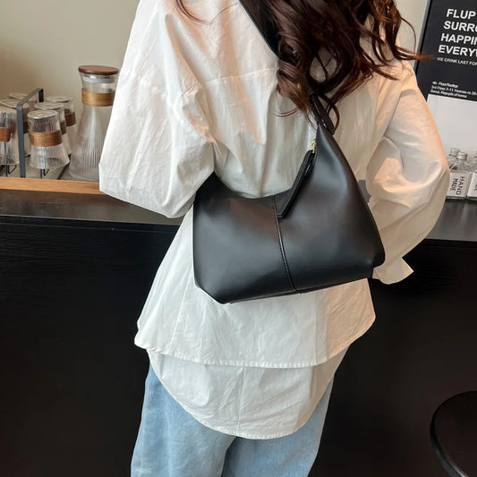 Amara Retro Shoulder Bag