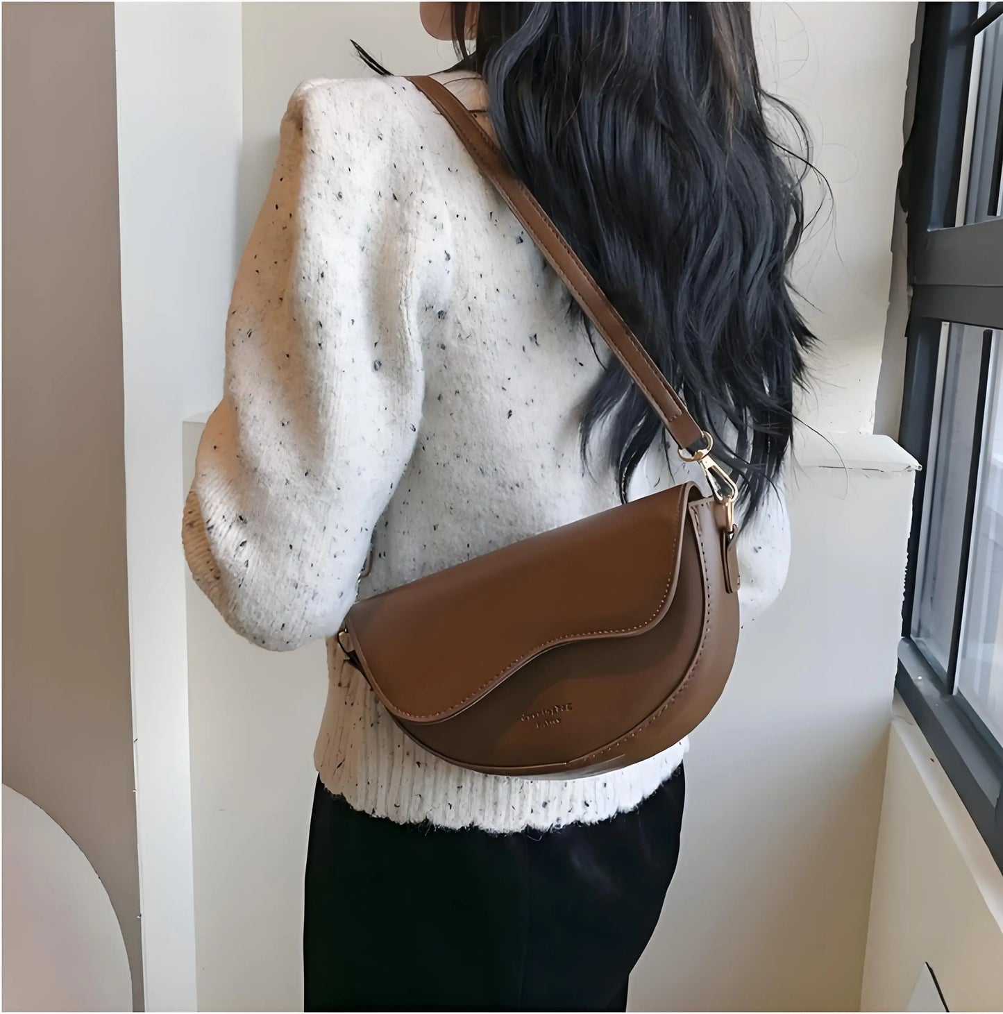 Elise Saddle Crossbody Bag