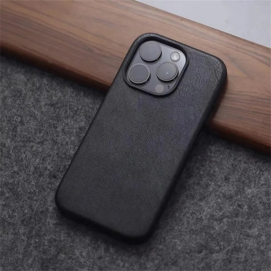 Roma Heritage MagSafe Leather Case