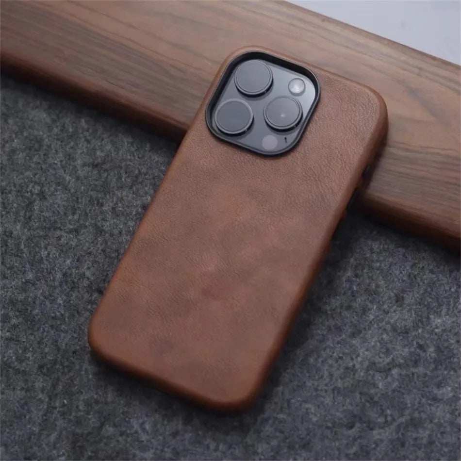 Roma Heritage MagSafe Leather Case